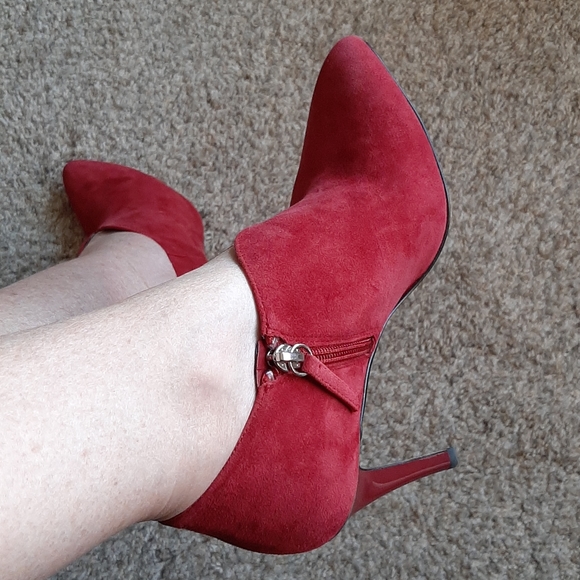 White House Black Market Shoes - WHBM Beautiful suede high-heel ankle booties